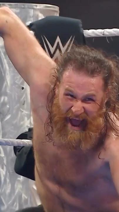 OH. MY. GOD. 😱 #SmackDown
