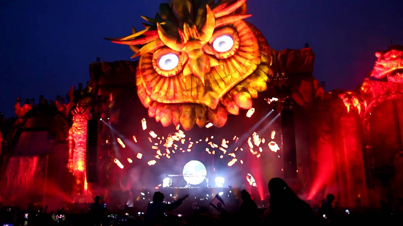 Edc Uk 16 Review This Was My Third Time At Electric By Vikz Gigz Medium