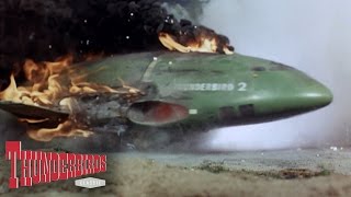 Thunderbird 2 Crash Lands At Tracy Island - Thunderbirds