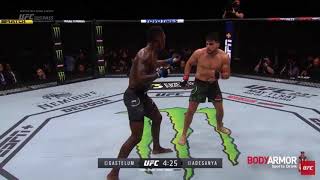 Israel Adensanya using the question mark kick to straight right combo