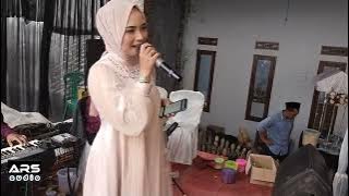 Dihadapan Ka'bah (album almanar)Elbarry Gambus,cover Mutia(