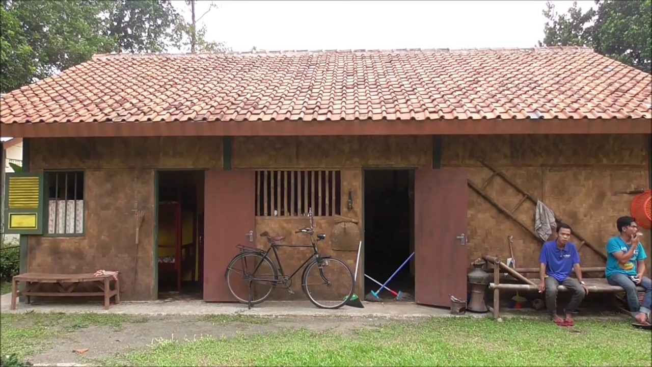 Bentuk Asli Rumah  Tradisional Betawi  Oplet Jadul  Masih 