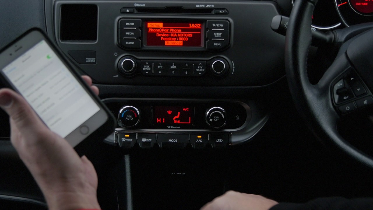How to pair your mobile to the bluetooth system in a Kia Rio 1 4 3 5dr