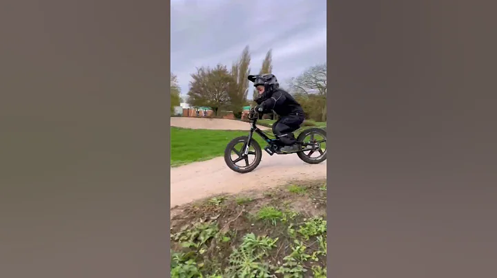 Stacyc kids electric balance bike ride, anyone?!