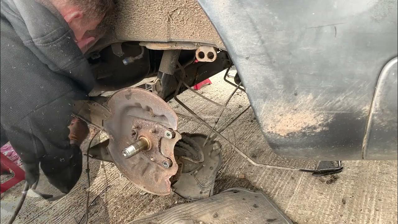 Citroen Berlingo Rear Brakes and Rear Axle Removal YouTube