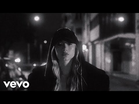 Aleyna Kalaycıoğlu - SON GECE