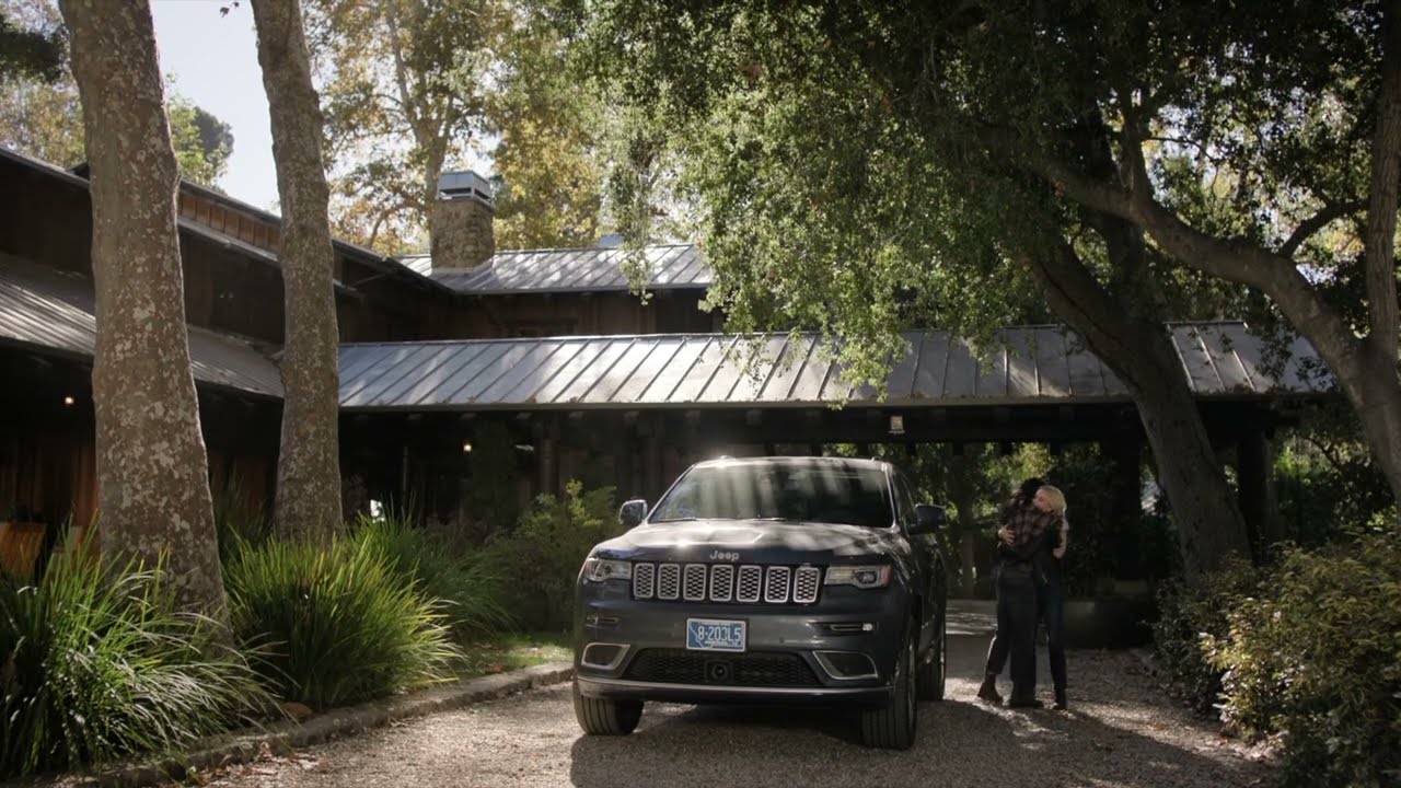 Bradley and Laura Logoless 3x5