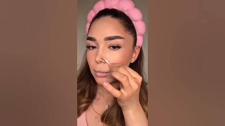 i tried nose contour makeup hack 🤯 #shorts #youtubeshorts #contouring #bloomingkashish