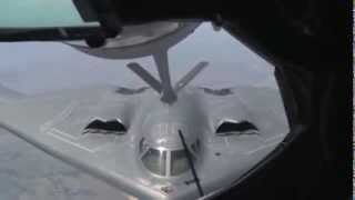 Fighter cum Bomber Jet KC-135 B-2 Refueling