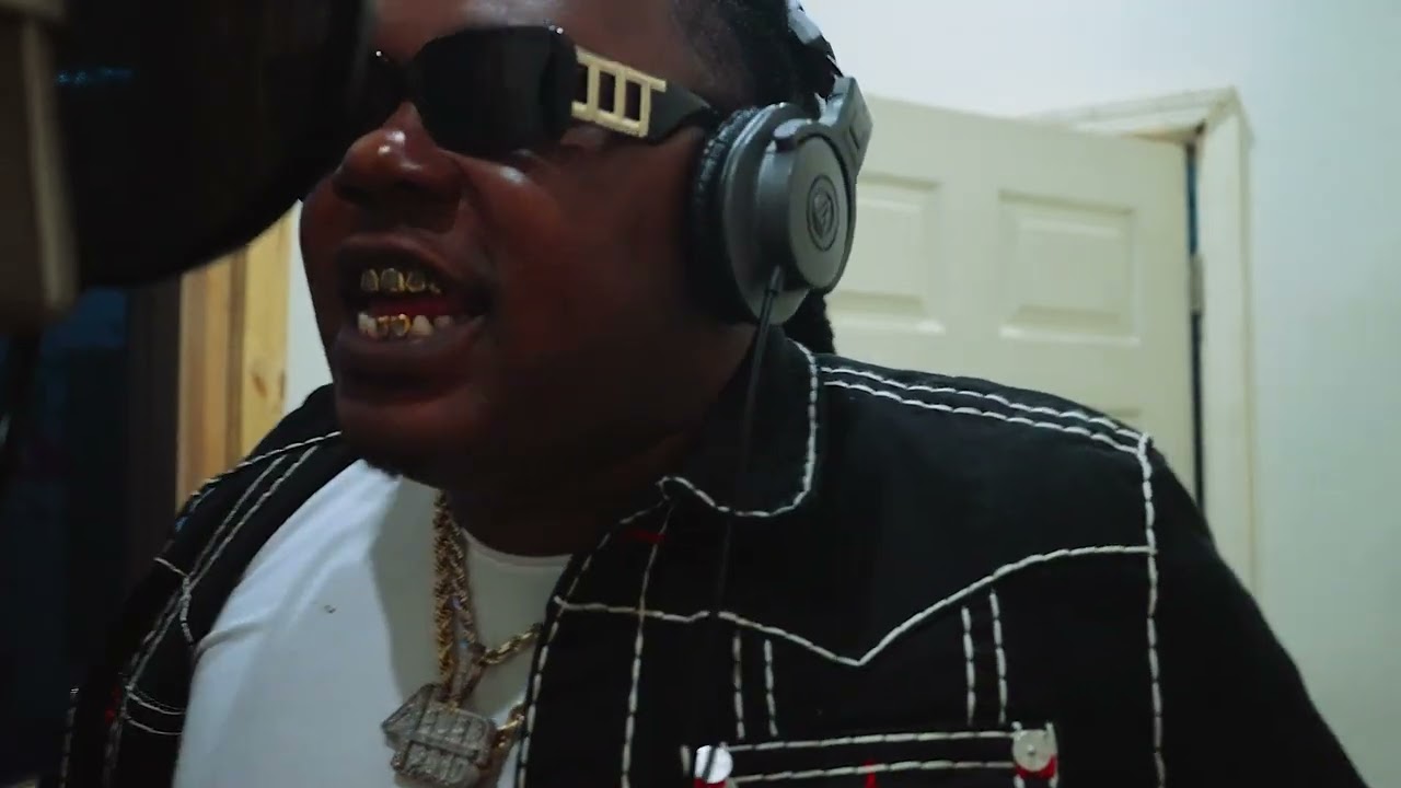 Boss B F/ Marquel806 - Lifestyle