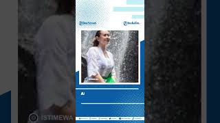 Kabar Artis Aura Kasih Viral Berdoa Di Bawah Air Terjun Aksinya Banjir Cibiran Warganet