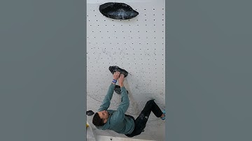 Amateur Climber Tries V17 - Hardest Boulder in the World ￼