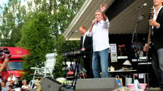 Leende Guldbruna Ögon med Sten \u0026 Stanley - Åparken i Tyringe