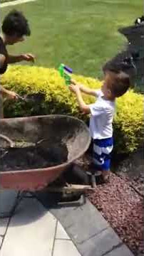 Squirting aunt donna