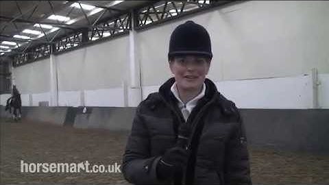 How to do a medium trot for dressage