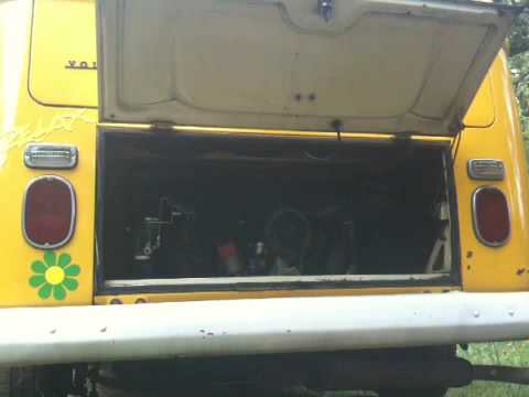 Bus engine sound - YouTube