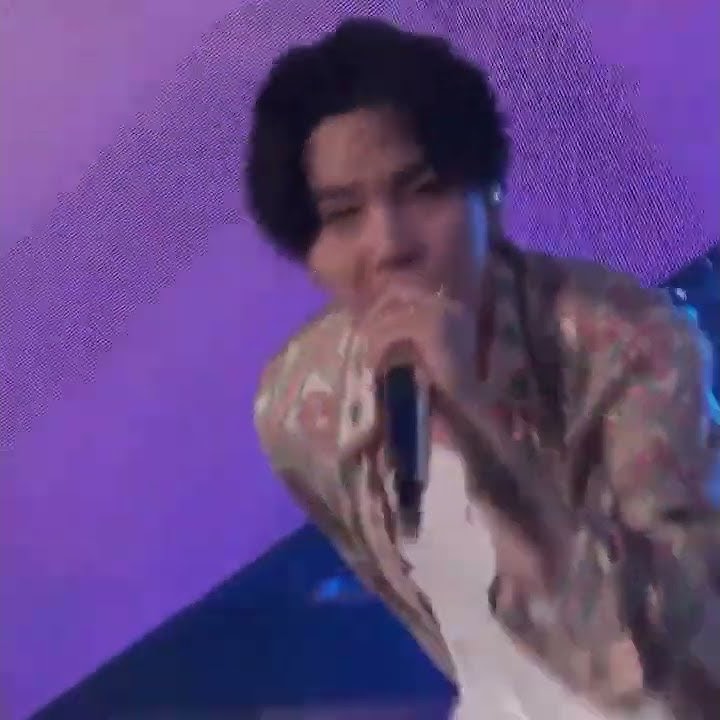 did he just say MUAH at the end💋🥵#yoongi#jungkook#jimin#bts#ptdonstage