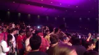 John Robertson - Crowd Surfing - Waicon 2013