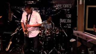 Pieces of a Dream performing live on The Smooth Cruise - July 28. 2010 chords