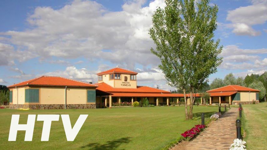 Ecoalbergue Fundación Tormes-EB, Albergue en Almenara de Tormes