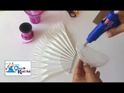 Video: Plastik çatal Ve Kaşıklardan Duvar Saati Nasıl Yapılır?