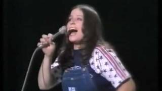 Tina Charles - You Set My Heart On Fire (Ao Vivo) 30jun1976