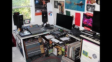 MPC 2500 STUDIO TOUR! MAKING THE BEST OUTTA MY ROOM