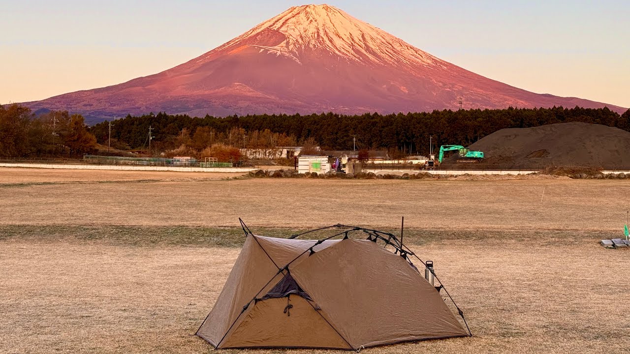 【ソロキャンプ】贅沢すぎて背徳感。富士山が丸見えすぎる穴場で冬のはじまり、ソロキャンプ。