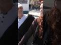 À 54 ans sa petite amie a l’âge de son fils !