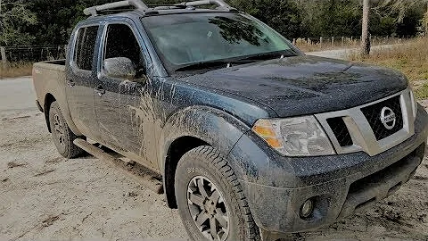 Mud drive difference between 4X2 versus 4X4 Nissan Frontier navara PRO-4X. Florida trails.