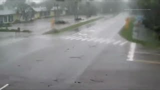 Timelapse shows streets filling with water as Hurricane Ian approached Florida