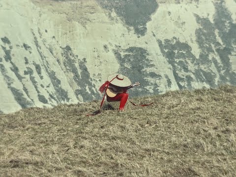 Aldous Harding - Fixture Picture (Official Video)