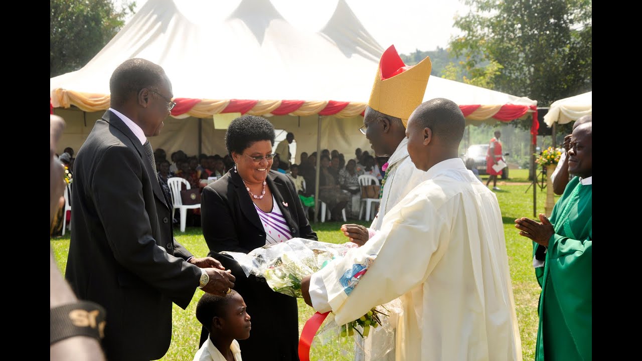 OFFICIAL OPENNING OF MOUNT OF OLIVES COLLEGE KAKIRI YouTube