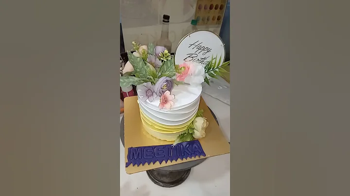 Design a beautiful cake 🍰 #cake #song #cakedecoration #youtubeshorts #cakedesign #shortsfeed #shorts