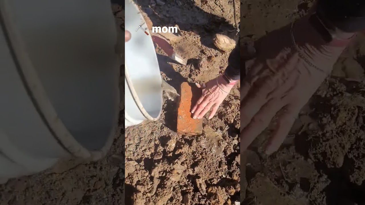 Mom 👩  finds old brick in mud Mudlarking  Oklahoma dirt fishing 🎣  Oklahoma pawhaska