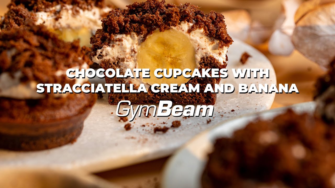 Chocolate Cupcakes with Stracciatella Cream and Banana - YouTube Chocolate Cupcakes with Stracciatella Cream and Banana - YouTube