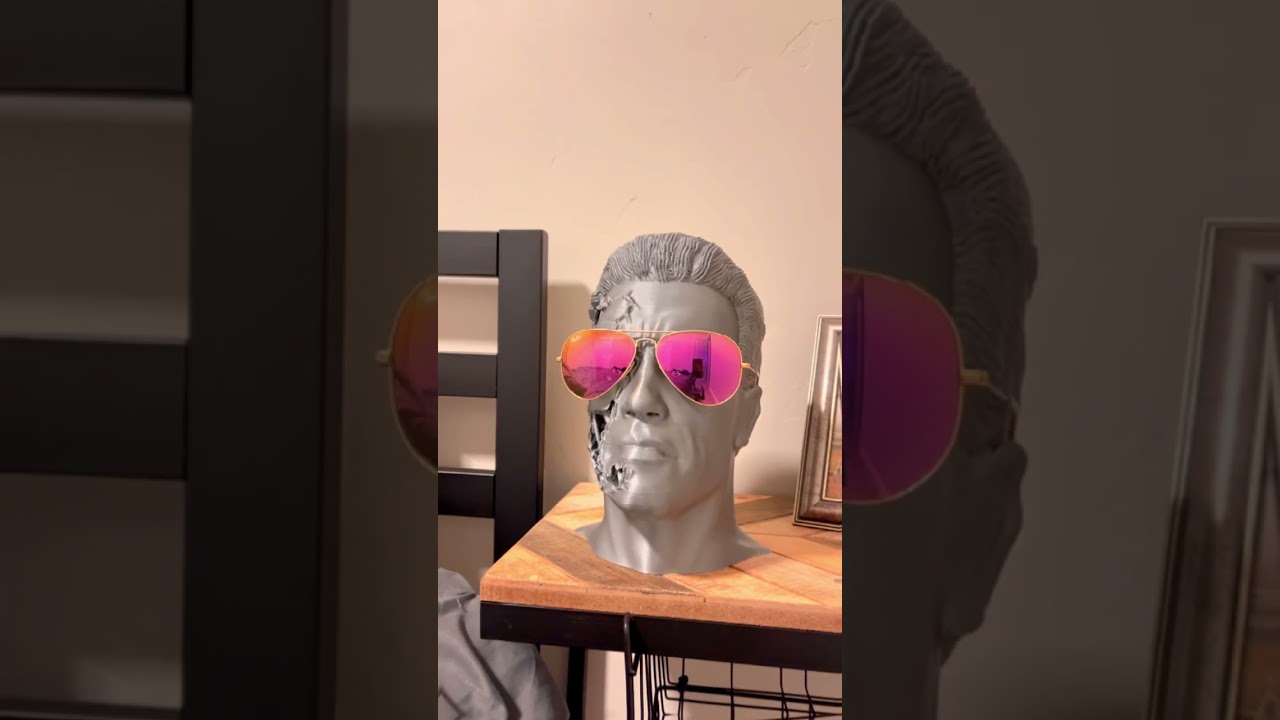 Low Poly Skull Headphone Stand video thumbnail