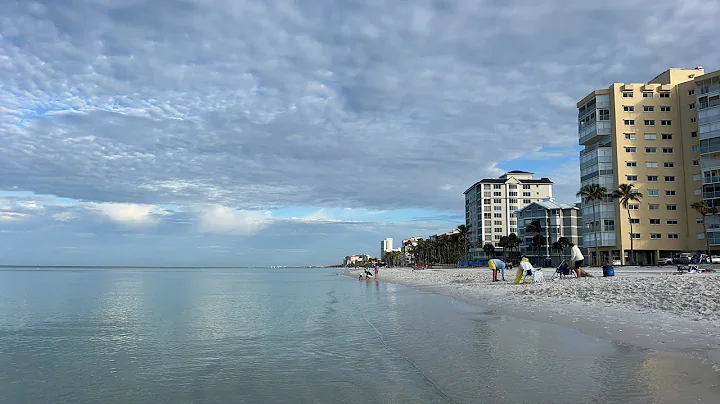 Robb’s Friday Morning Beach Update at Vanderbilt Beach in North Naples, FL 12/30/22
