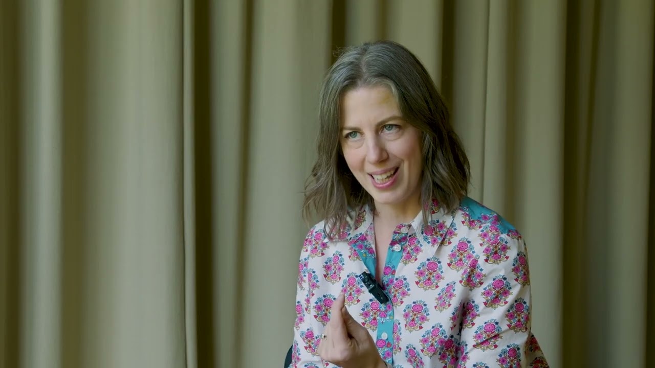 Травиата: вступление от режиссера Луизы Мюллер