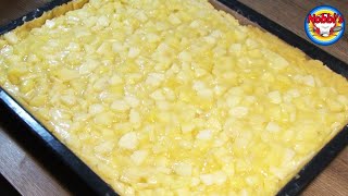 Apfelkuchen Blechkuchen mit Pudding und Streuseln | ein ganzes Blech voll