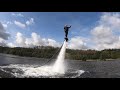 Flyboarding 4k neskuten nez nad vodn hladinou