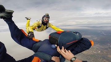 Georgi learning to skydive on his aff skydiving course in Valencia with www.learnskydiving.co.uk
