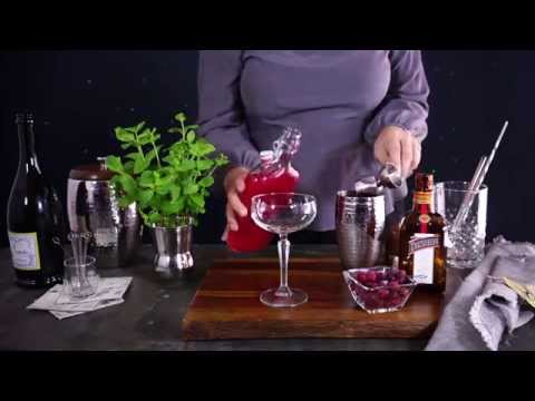 cranberry-shimmer-vodka-recipe