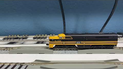 Kato N Scale PA with ESU LokSound using Aztec Manufacturing DCC/Sound Frame