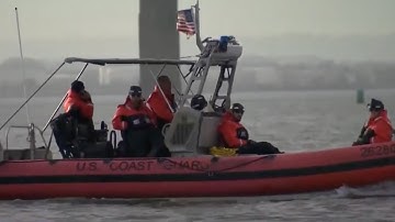 Crews assessing temporary channel for vessels around Key Bridge collapse site