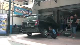 REVIEW HARGA BAN MOBIL SEMUA MODEL MOBIL DAN  BERBAGAI MEREK BAN ADA BAN TRUCK JUGA ADA