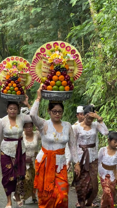 tradisi budaya bali