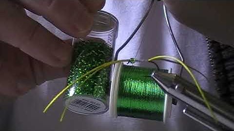 Fly Tyng The Olive 4 leg flexi floss Apps Bloodworm