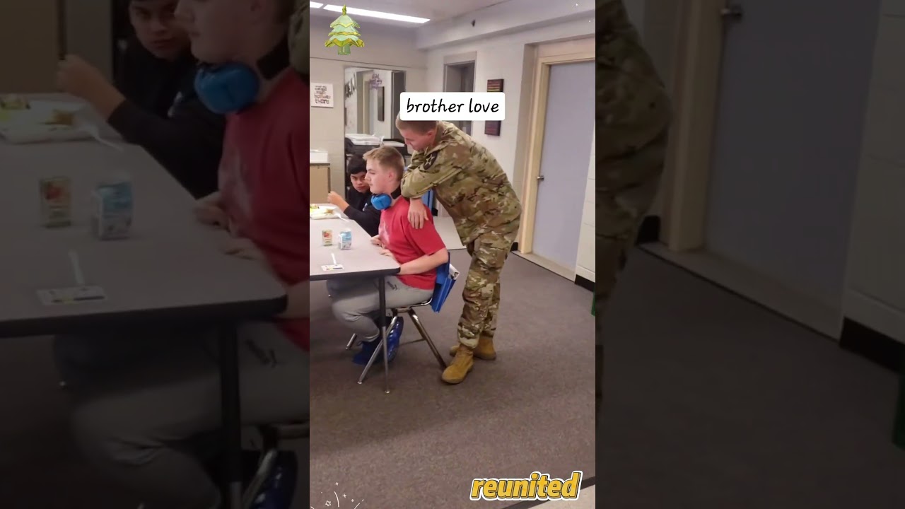 Surprised when your soldier returns home without warning#soldiercominghome #respect #humanity