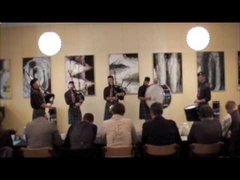 The Murray Pipes and Drums (of Gothenburg) Medley ...